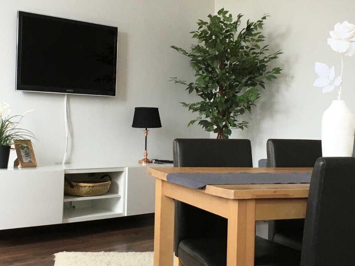 Marzec Apartamenty Gniezno Ngoại thất bức ảnh