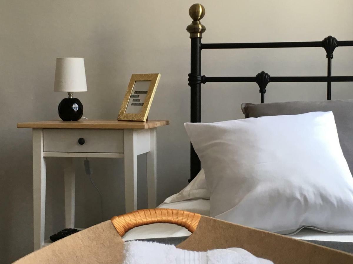 Marzec Apartamenty Gniezno Ngoại thất bức ảnh