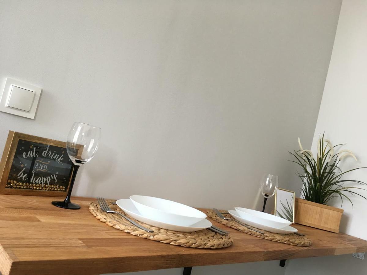 Marzec Apartamenty Gniezno Ngoại thất bức ảnh